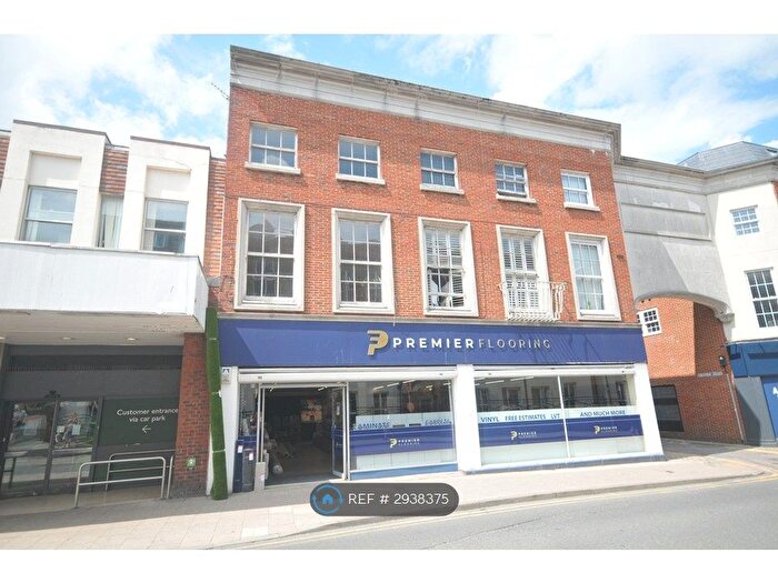 3 Bedroom Maisonette To Rent In Queen St, Ramsgate, CT11
