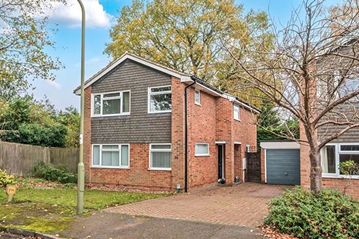 4 Bedroom Detached House For Sale In Blackwater, Hampshire, GU17