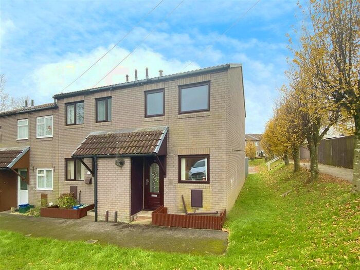 2 Bedroom End Of Terrace House To Rent In Fishermans Walk, Bulwark, Chepstow, NP16