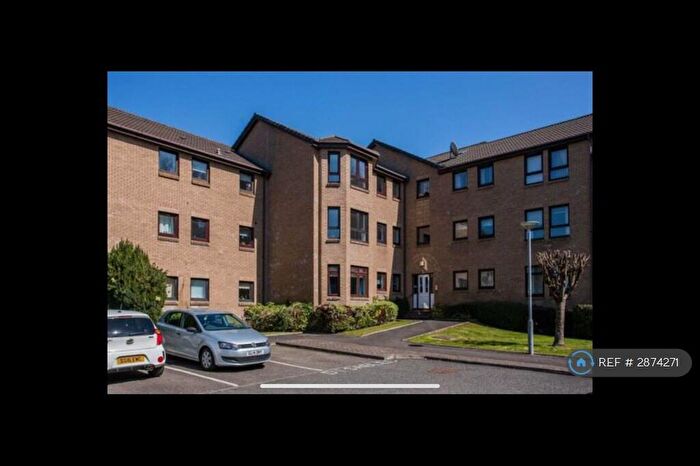 2 Bedroom Flat To Rent In Polsons Crescent, Paisley, PA2