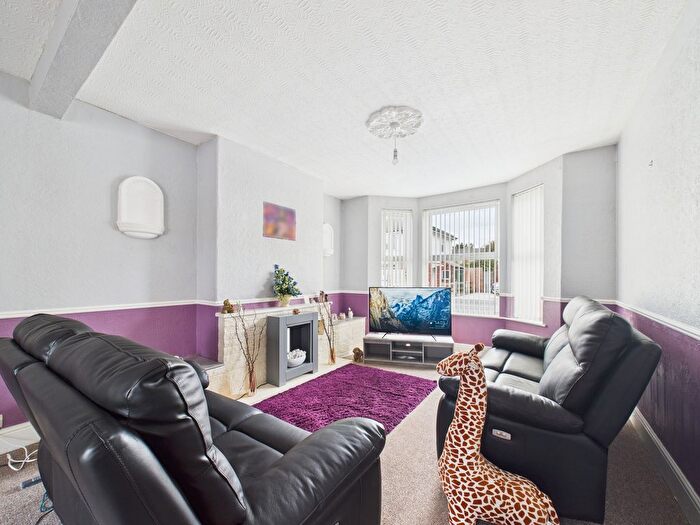 3 Bedroom Terraced House For Sale In Savery Street, Hull, HU9