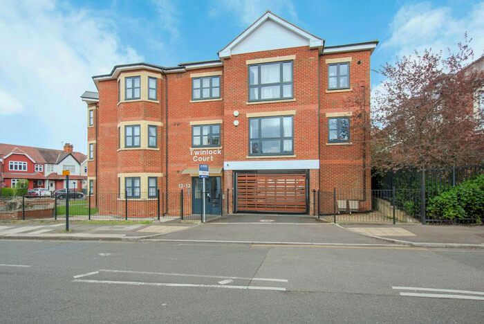 2 Bedroom Flat To Rent In Vaughan Road, Harrow, HA1