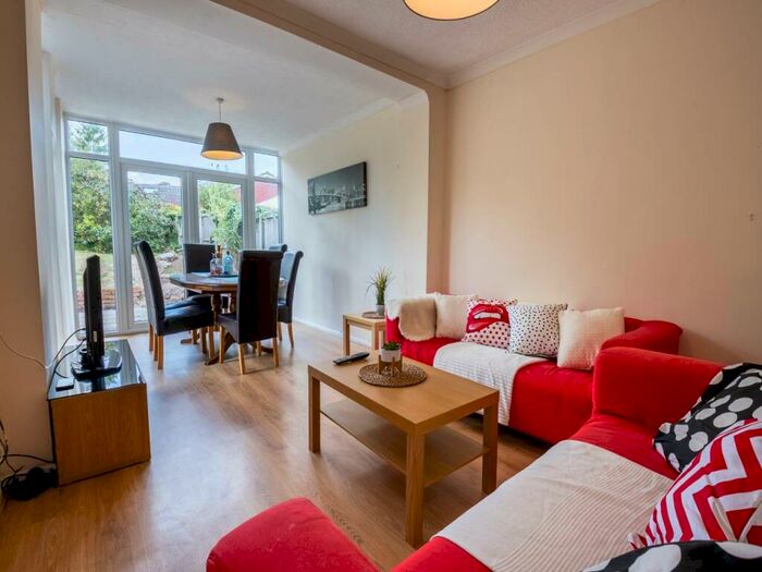 6 Bedroom House To Rent In Hillside Avenue, Canterbury, Kent, CT2