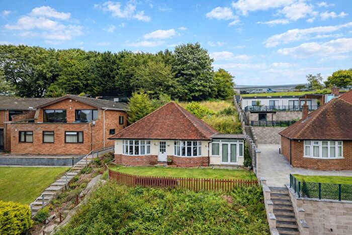 3 Bedroom Bungalow To Rent In Carrington Road, High Wycombe, HP12