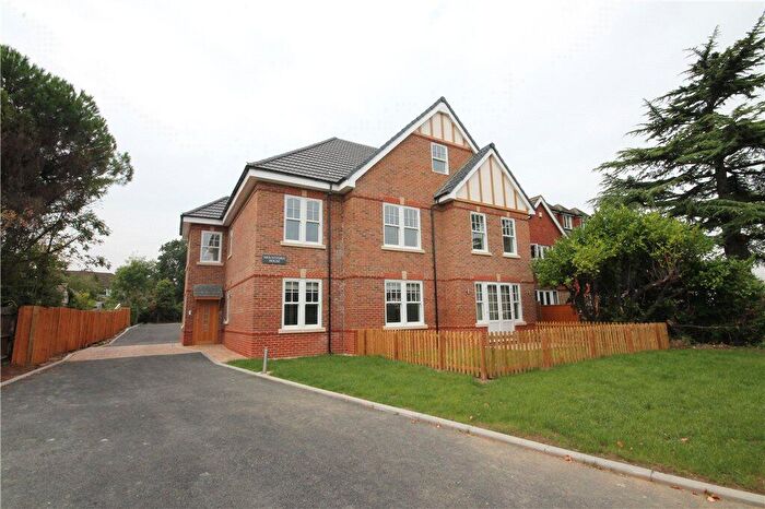 2 Bedroom Flat To Rent In Wordsworth Drive, Cheam, Sutton, SM3