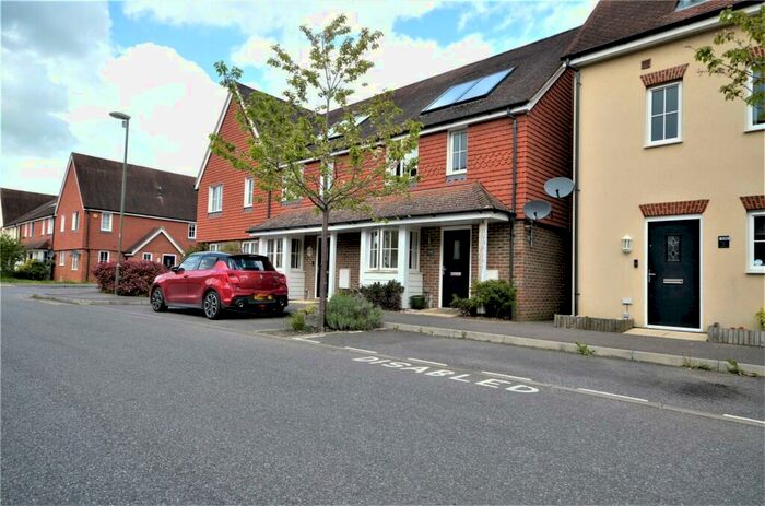 3 Bedroom Terraced House To Rent In Brookfield Drive, The Acres, Horley, RH6