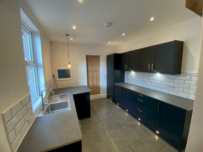 5 Bedroom House To Rent In Rice Lane, Wallasey, CH44