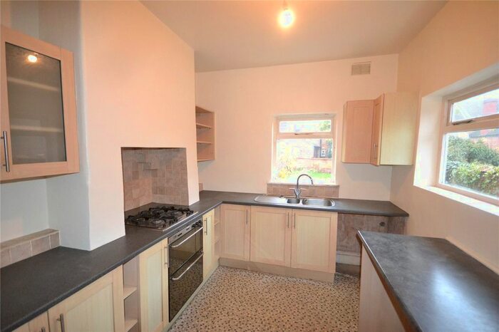 2 Bedroom End Of Terrace House To Rent In Victoria Road, Northampton, NN1