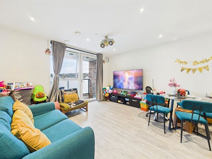 1 Bedroom Flat For Sale In Northolt Road, Harrow, HA2