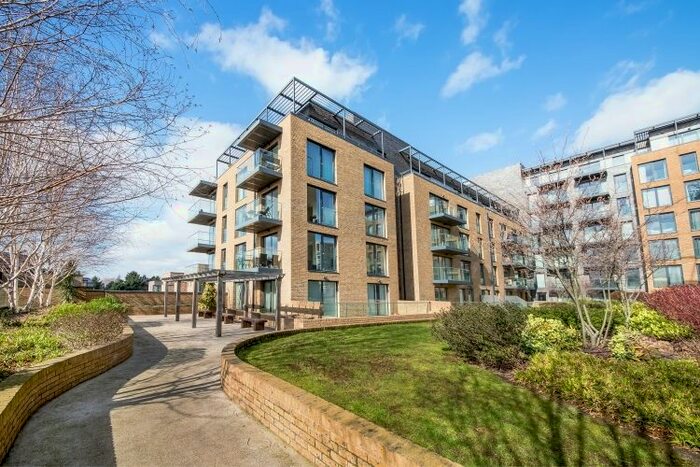 2 Bedroom Flat To Rent In Tizzard Grove, London, SE3