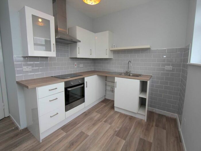 1 Bedroom Flat To Rent In Weston Court, Holton Road, Barry, CF63
