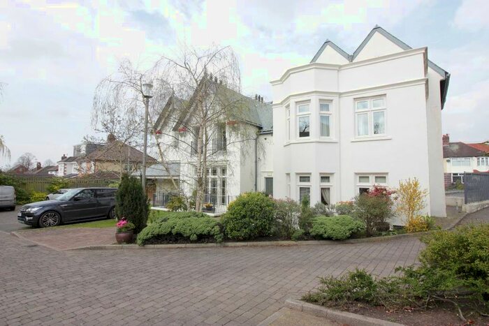 2 Bedroom Flat To Rent In Ivy Hurst Manor, Holmefield Road, Aigburth, Liverpool, L19