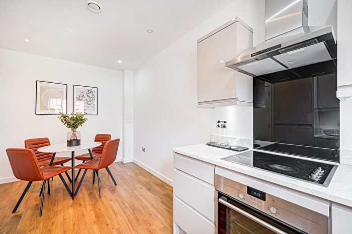 3 Bedroom Terraced House To Rent In Reynard Way, Brentford, Brentford, TW8