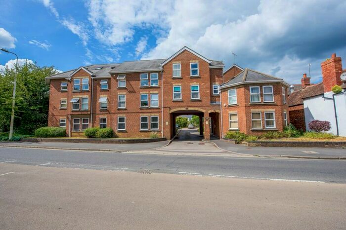 1 Bedroom Property To Rent In Juniper Court, Abingdon-On-Thames, Oxfordshire, OX14