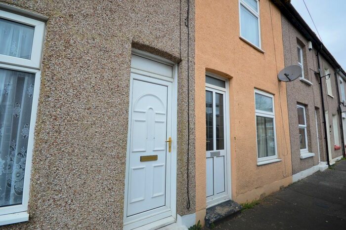 2 Bedroom Terraced House To Rent In York Road, Northfleet, Gravesend, Kent DA11