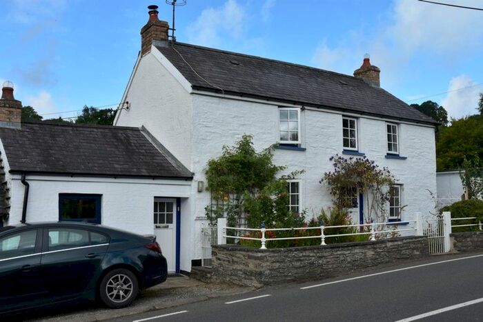 3 Bedroom Cottage For Sale In Ponthirwaun, Cardigan, SA43