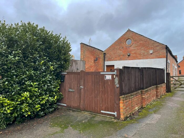 2 Bedroom Property To Rent In Birstall Road, Birstall, LE4