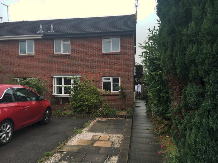 1 Bedroom Town House To Rent In Manor Drive, Anstey Heights, LE4