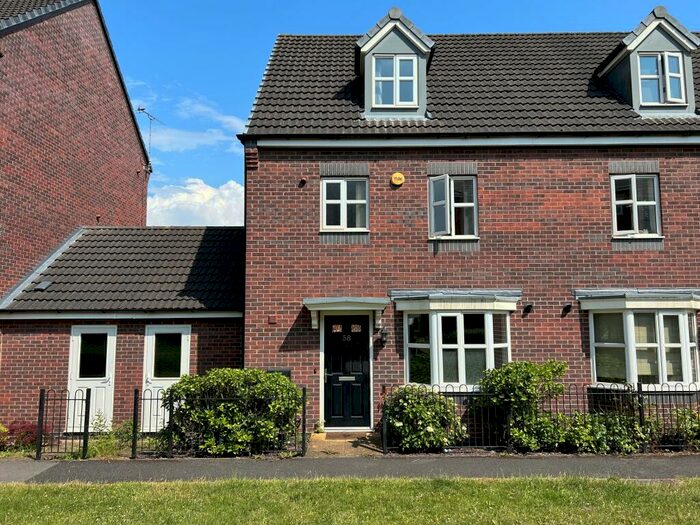 4 Bedroom Semi-Detached House To Rent In College Green Walk, Mickleover, Derby, DE3