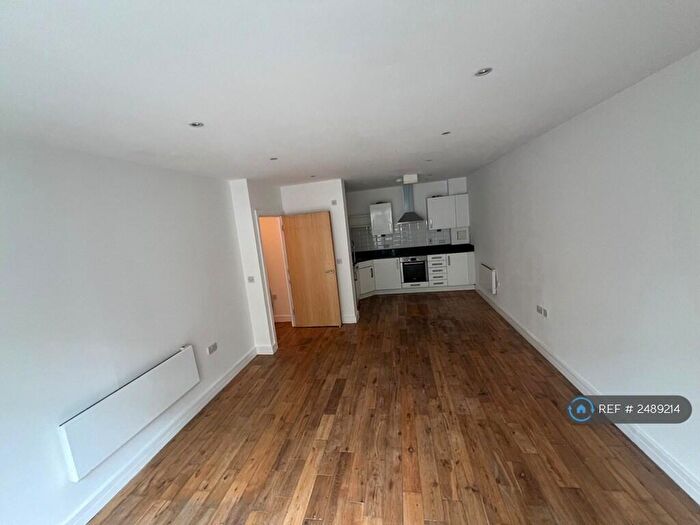 1 Bedroom Flat To Rent In Cherrywood Lodge, London, SE13