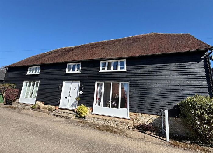 5 Bedroom Barn Conversion To Rent In Sutton Road, Langley, Maidstone, ME17