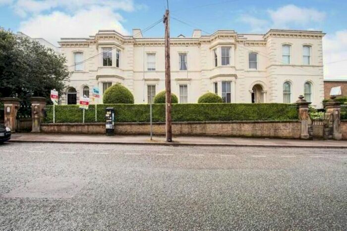 2 Bedroom Flat To Rent In Clarendon Street, Nottingham, NG1