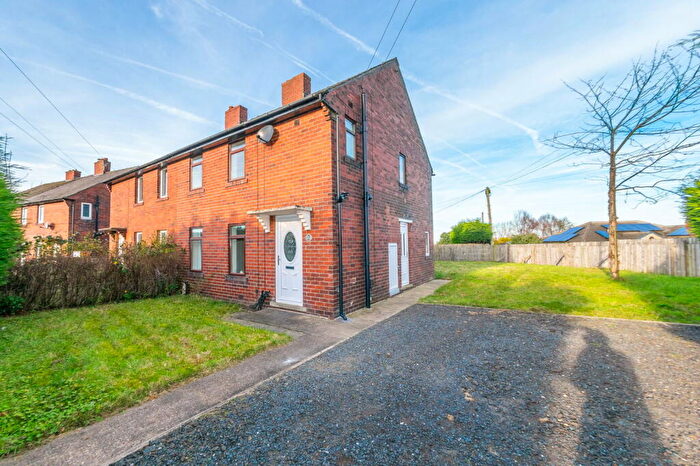 3 Bedroom Semi-Detached House For Sale In Westerley Way, Shelley, Huddersfield, HD8