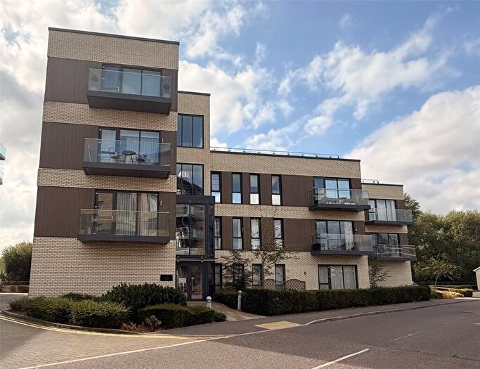 2 Bedroom Flat To Rent In Flagstaff Road, Reading, Berkshire, RG2