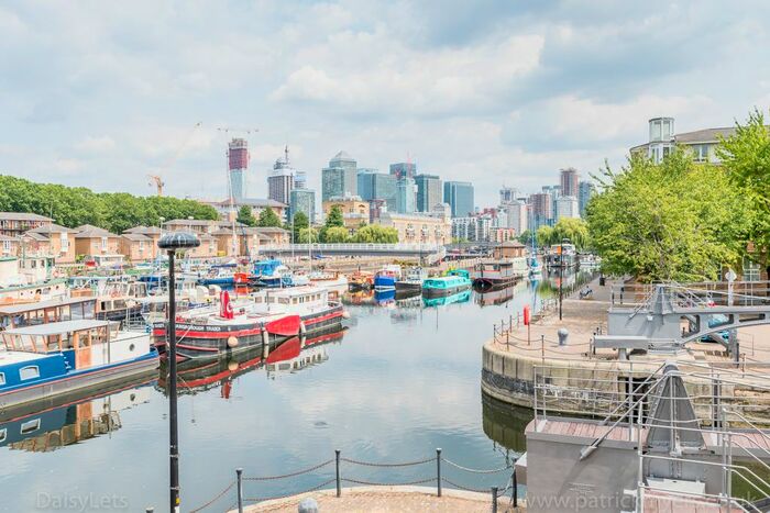 1 Bedroom Flat To Rent In Rope Street, Surrey Quays, London, SE16