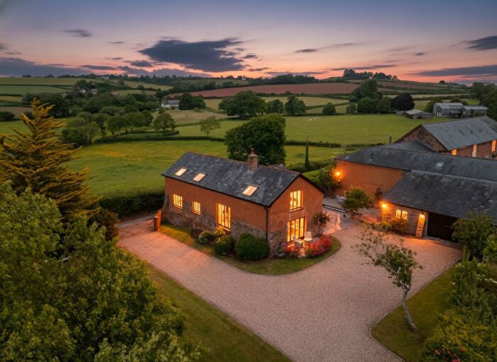 4 Bedroom Barn Conversion For Sale In Knowle, Crediton, EX17