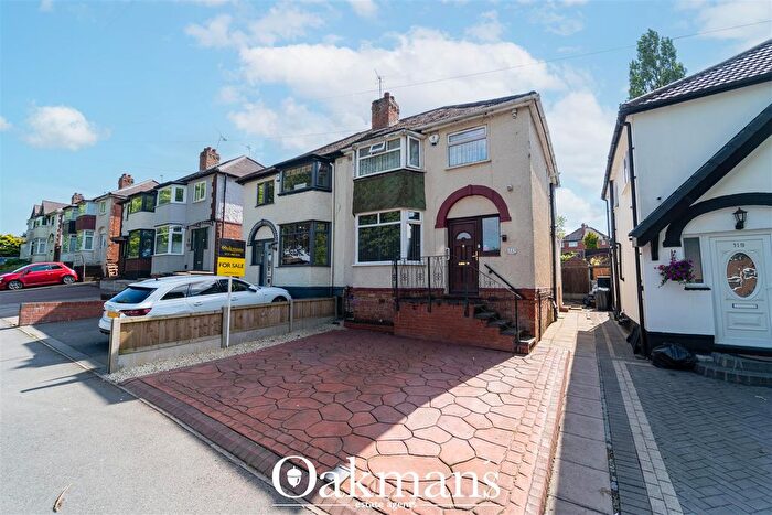 3 Bedroom Semi-Detached House For Sale In Redhill Road, Northfield, Birmingham, B31