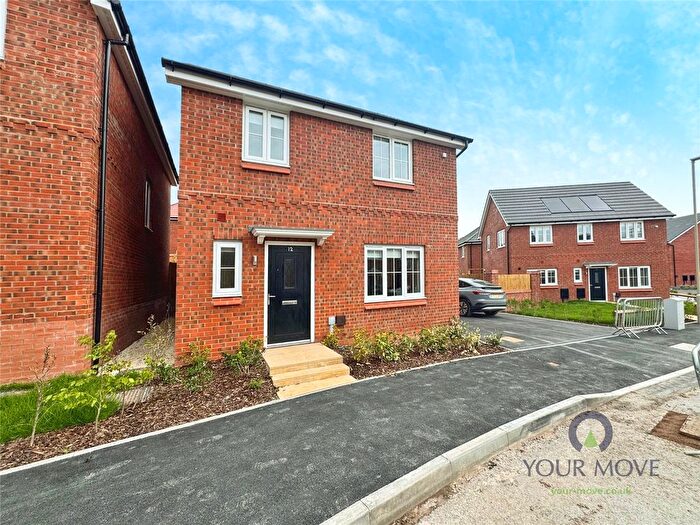 4 Bedroom Detached House To Rent In Tulip Avenue, Woodsetton, Dudley, West Midlands, DY3