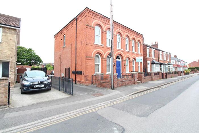 2 Bedroom Flat To Rent In Finkle Street, Cottingham, HU16