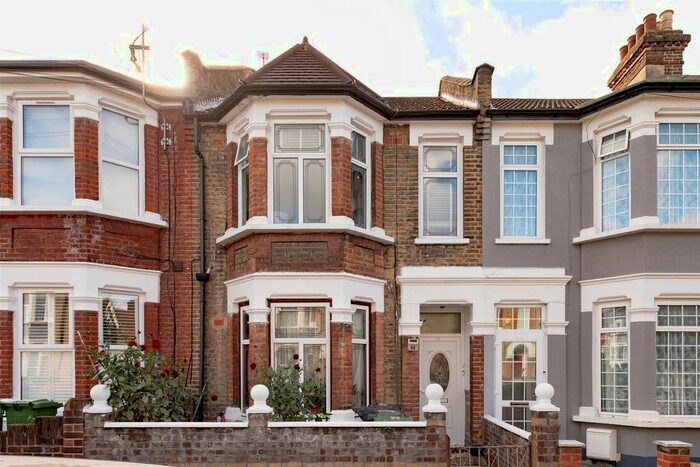 1 Bedroom Flat To Rent In Canterbury Road, London, E10