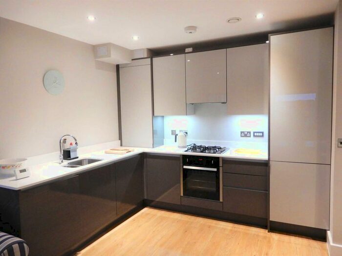 1 Bedroom Flat To Rent In Stour Street, Canterbury, CT1