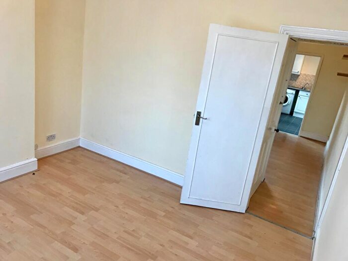 2 Bedroom House To Rent In Findern Street, Derby, City Centre, DE22