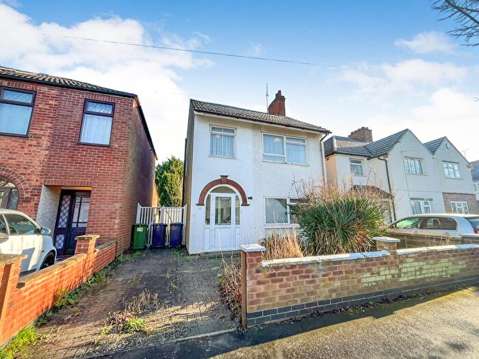 3 Bedroom Detached House For Sale In Eastlands Road, Hillmorton, Rugby, CV21