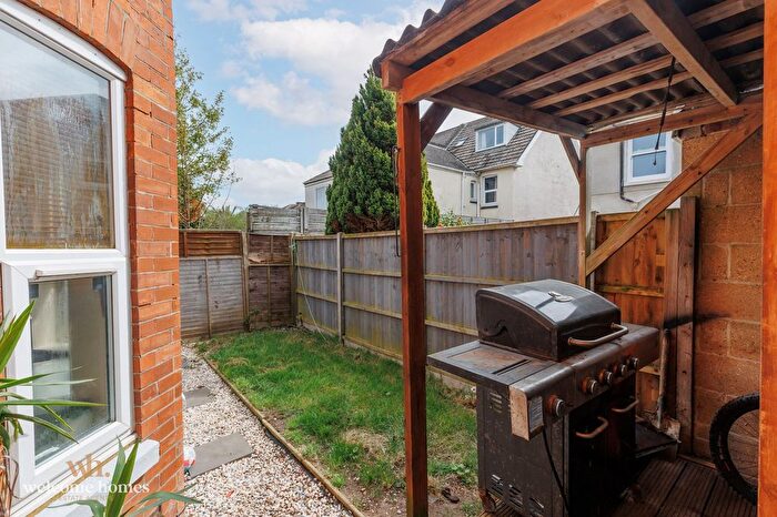 2 Bedroom Flat For Sale In Gladstone Road West, Bournemouth, BH1