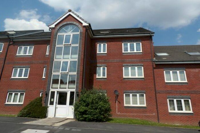 2 Bedroom Flat To Rent In Pankhurst Close, Blackburn, BB1