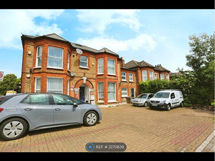 1 Bedroom Flat To Rent In Brownhill Road, London, SE6
