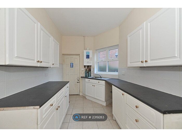 3 Bedroom Terraced House To Rent In Wordsworth Street, Gateshead, NE8