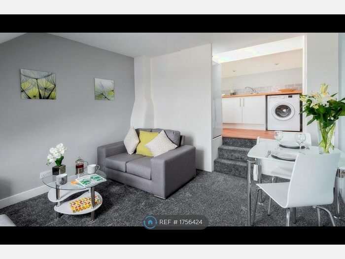 2 Bedroom Flat To Rent In Barbourne Road, Worcester, WR1