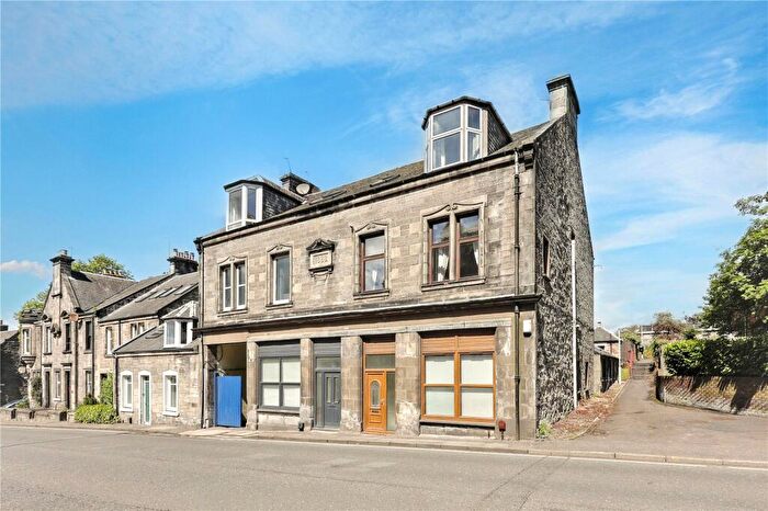 3 Bedroom Flat For Sale In Pittencrieff Street, Dunfermline, Fife, KY12