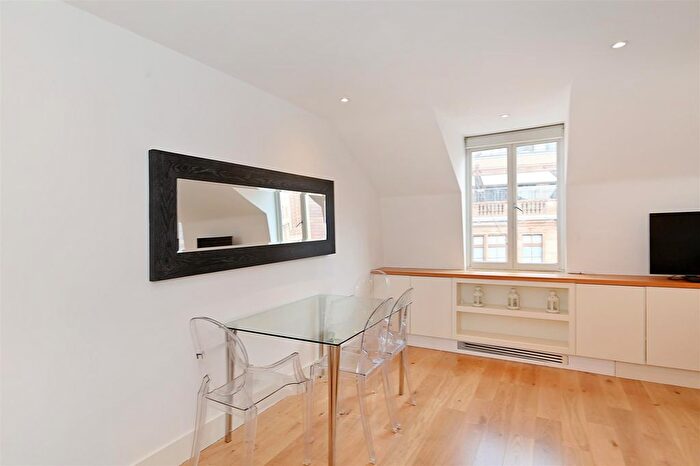 1 Bedroom Flat For Sale In Hans Road, London, SW3