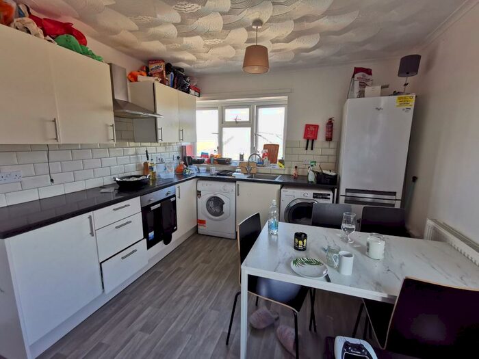 4 Bedroom Flat To Rent In Northfields, Norwich, NR4