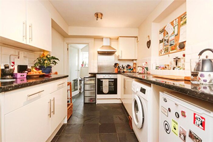 2 Bedroom Apartment To Rent In South Road, Kingswood, Bristol, BS15