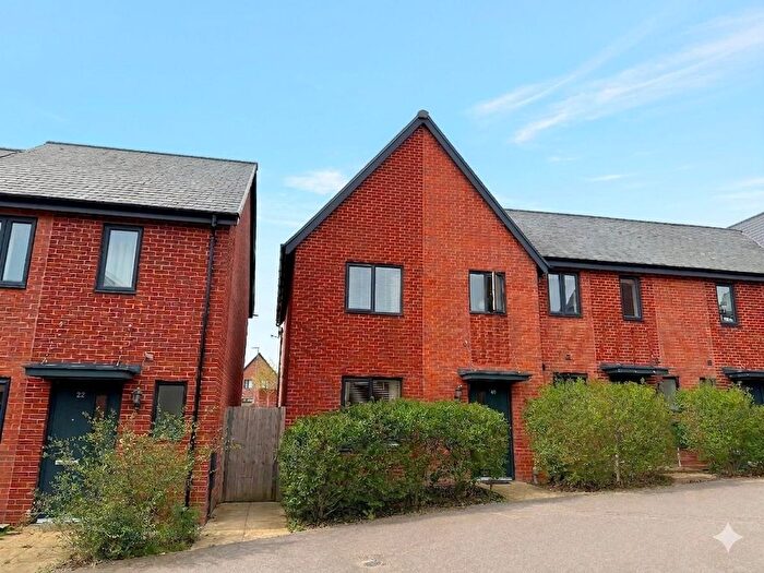 3 Bedroom End Terrace House For Sale In Bluebell Way, Whiteley, Fareham, PO15
