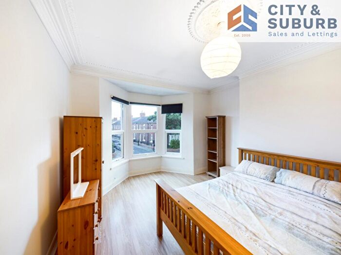 4 Bedroom Maisonette To Rent In Rothbury Terrace, Heaton, Newcastle, NE6