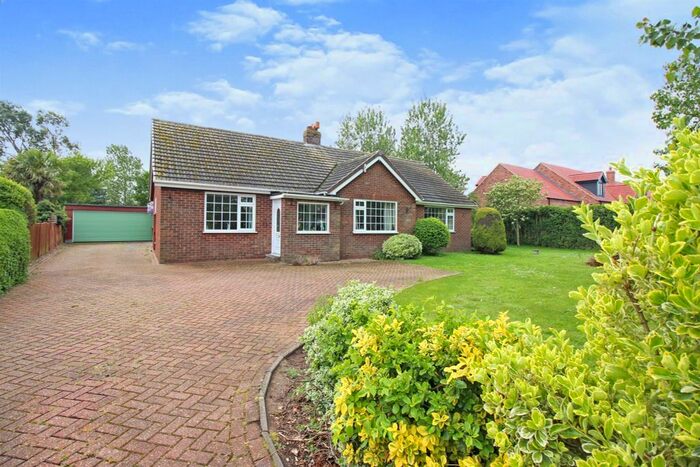 4 Bedroom Detached Bungalow For Sale In Conisholme Road, North Somercotes, Louth, LN11