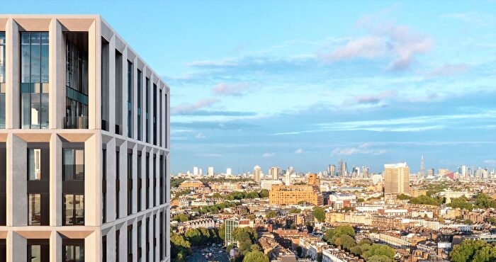 3 Bedroom Flat For Sale In Kensington, Kensington, W14